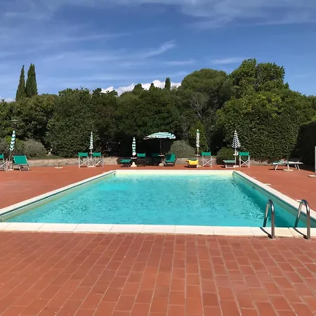 Casa Ale Con Piscina Comune E Bellissimo Giardino A 5 Minuti Dal Mare Cecina (Livorno)